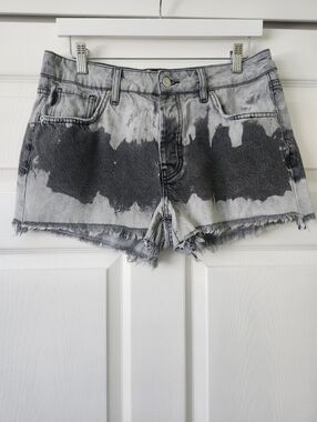 Superdry Two-Tone Black & Light Gray Distressed Denim Shorts -10